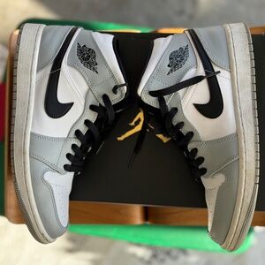 NIKE AIR JORDAN RETRO 1 MID  light smoke grey, black and white - Women's size 7